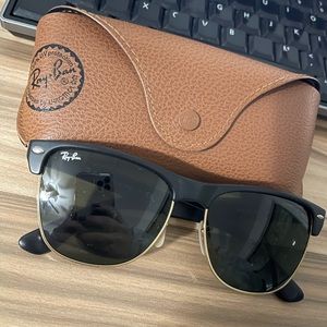 Ray-Ban Clubmaster Unisex Glasses